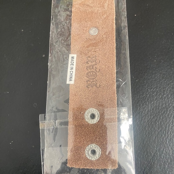 Roar 90s Vintage Leather Bracelet Sz Adjustable - Picture 7 of 11